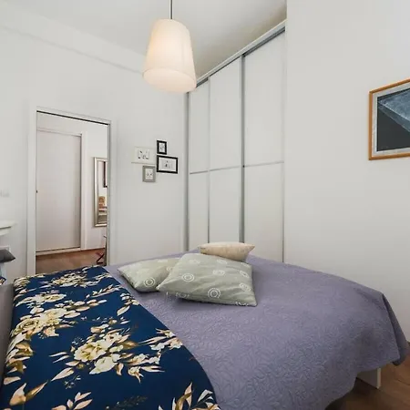 Feriehus Nina In Porec, Istria *