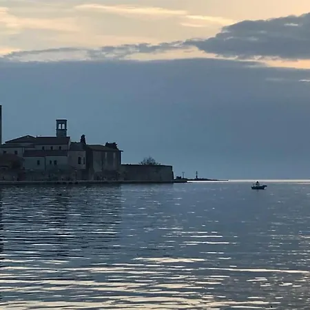 Будинок відпочинку Nina In Porec, Istria Пореч